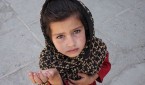 Afghan_girl_begging
