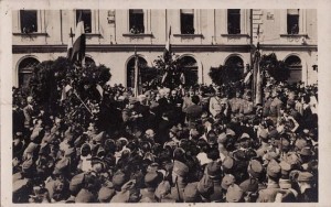 Bevonulas 1940 (3) Bevonulas 1940 3 300x188 Bevonulas 1940 (3)