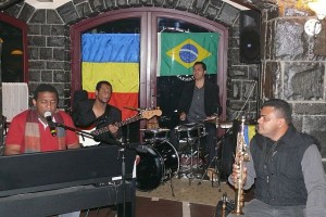 Caffe Brasil (4) Caffe Brasil 4 300x200 Caffe Brasil (4)